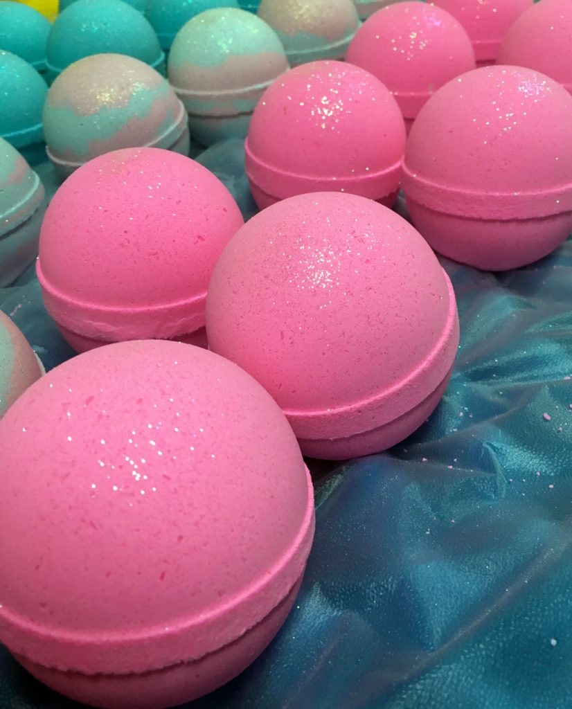 bella bath bombs